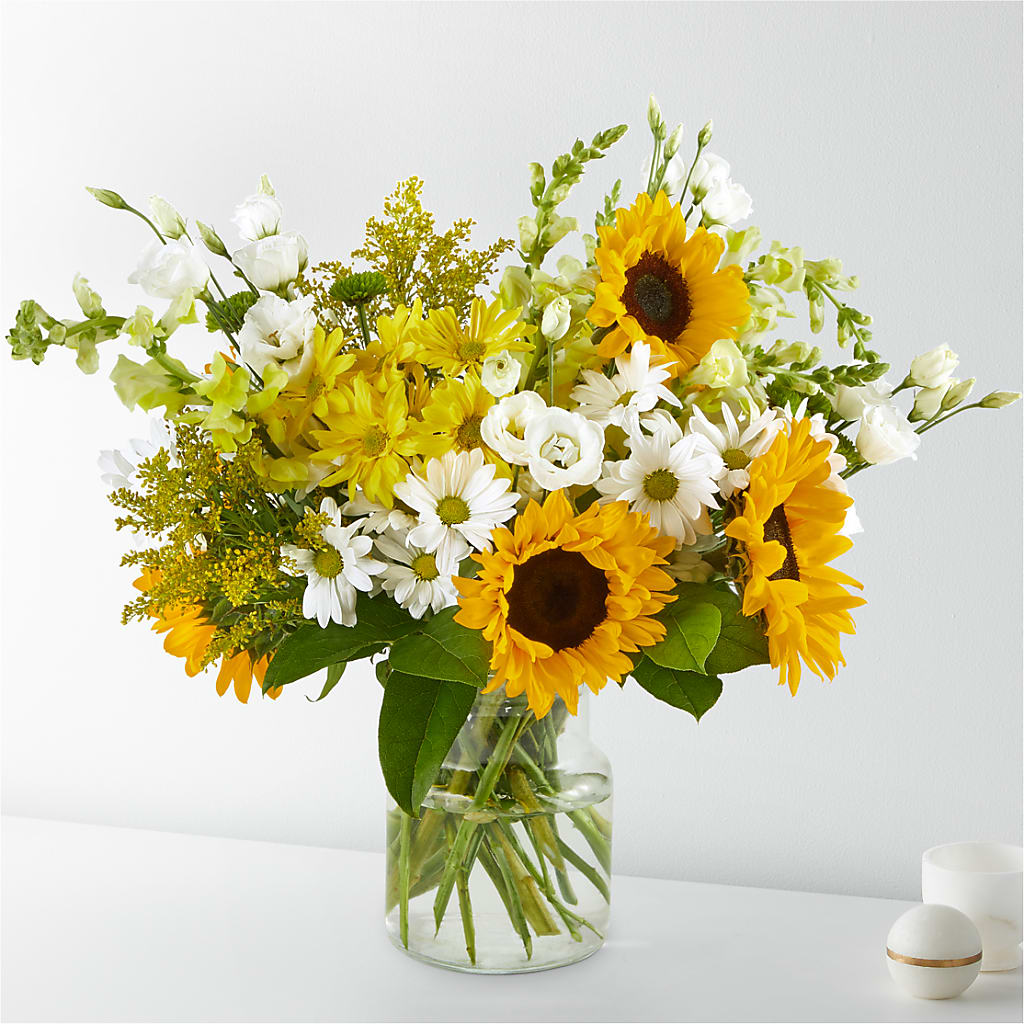 Hello Sunshine Bouquet – Blooms By Sandy, Lebanon IN