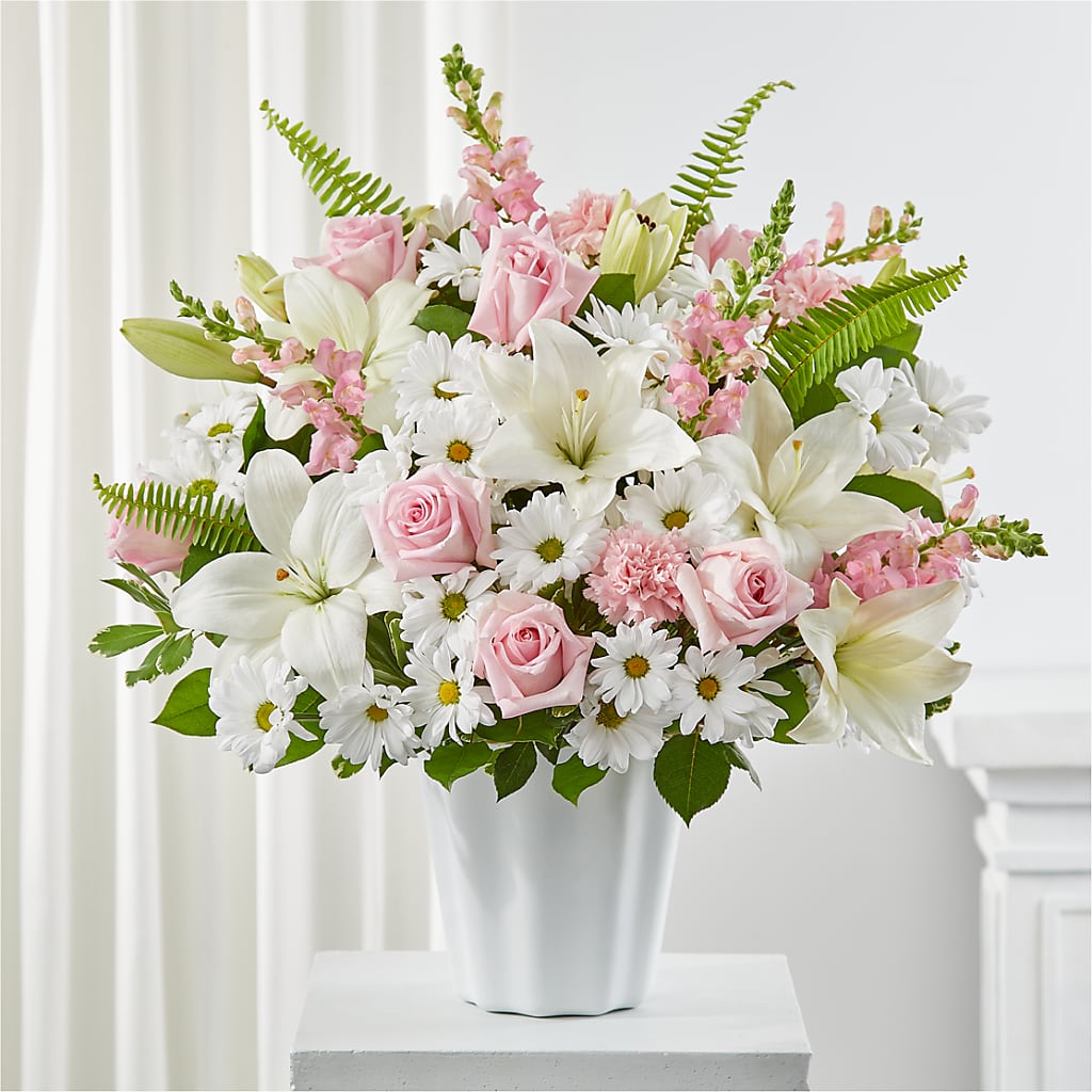 Soft Touch Tabletop Basket – Blooms By Sandy, Lebanon IN